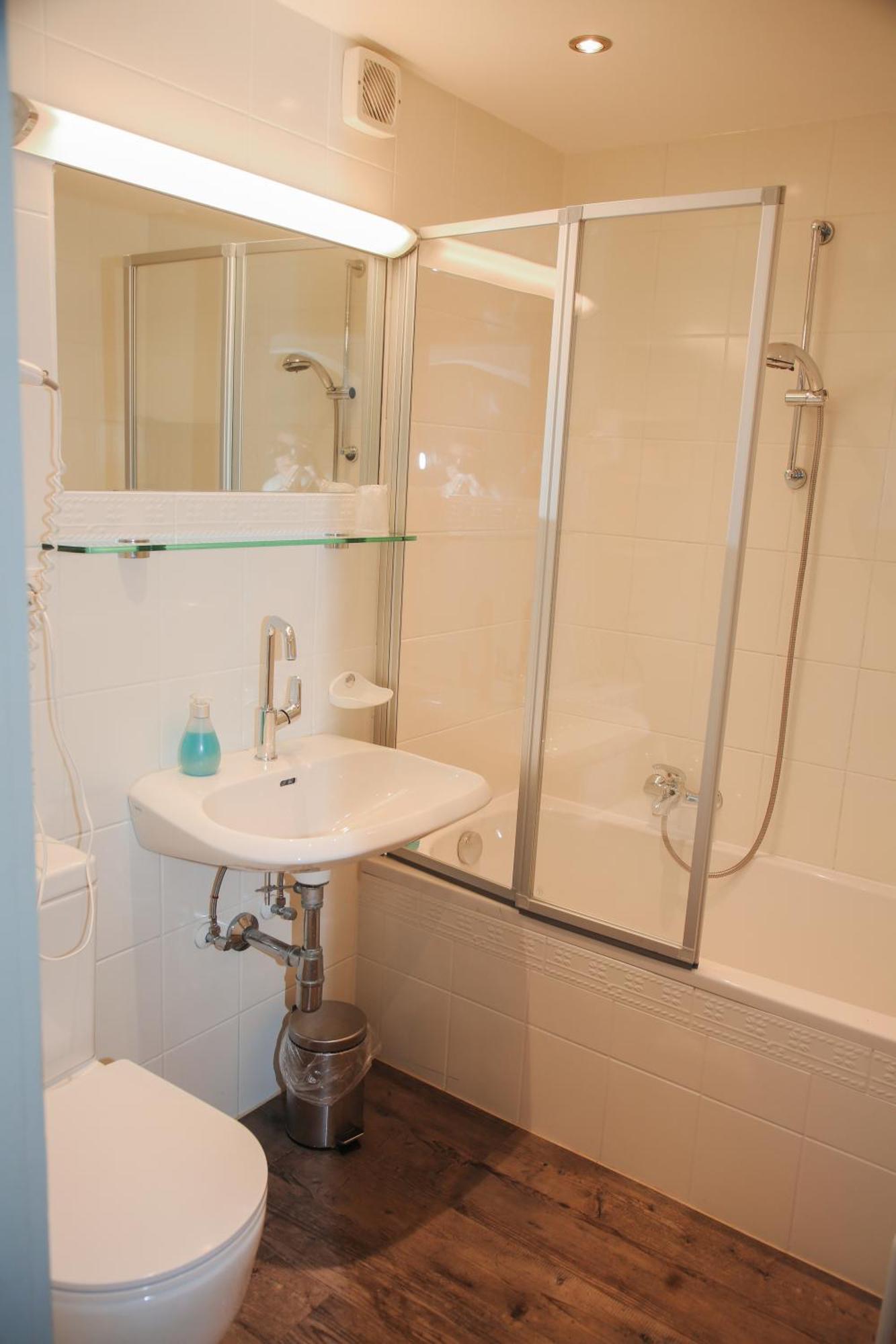 Superior Double or Twin Room with Balcony,709208116:JPEG